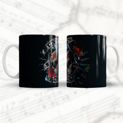 Taza Music Lovers "Guns N' Roses Pinchos". Aptas para el lavavajillas y microondas.