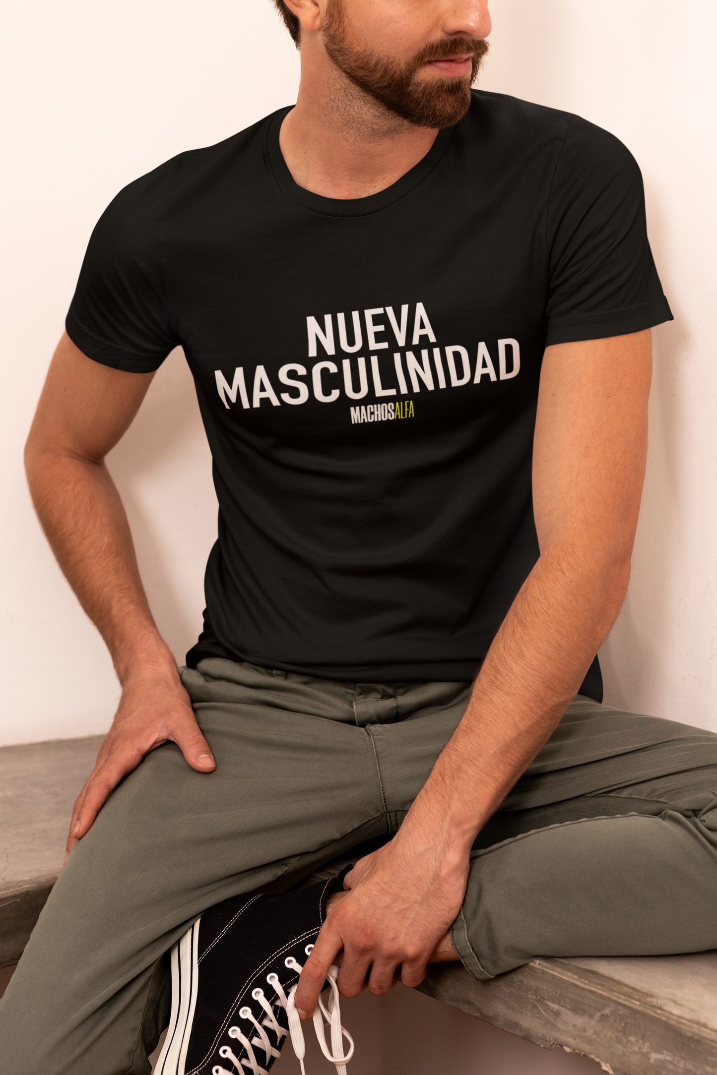 Camiseta Nueva masculinidad Unisex - MachosAlfa - 100% algodón. Regalo Ideal para Todas y Todos los amantes de las series.