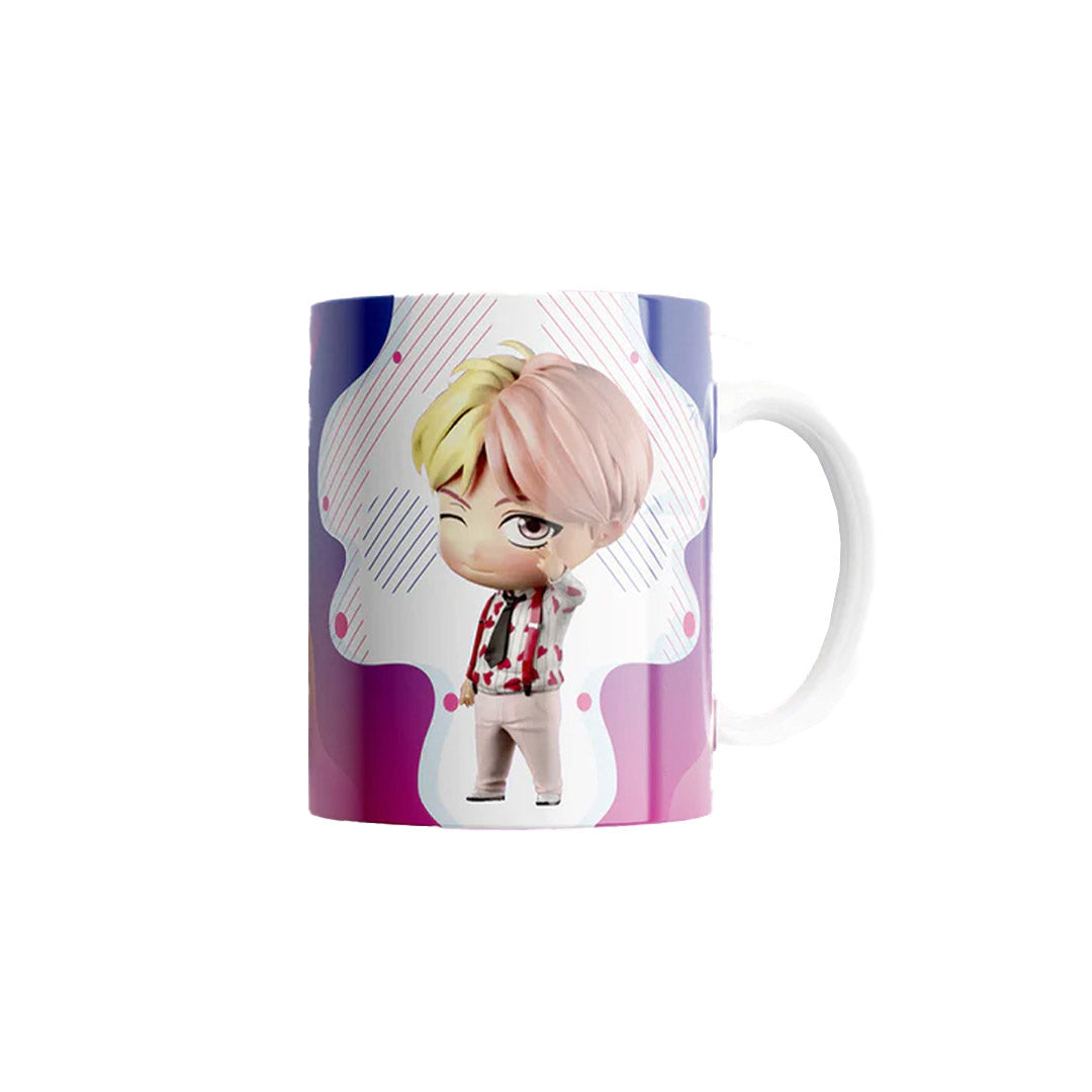 Taza BTS "V". Apta para el lavavajillas y microondas.